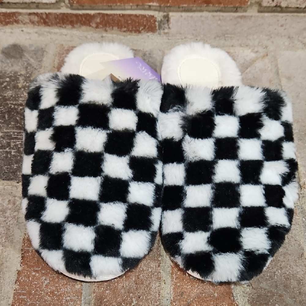 Checkered Black and White Fuzzy Slippers